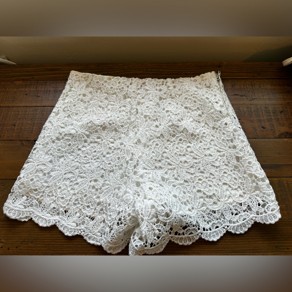 Aqua white summer shorts
